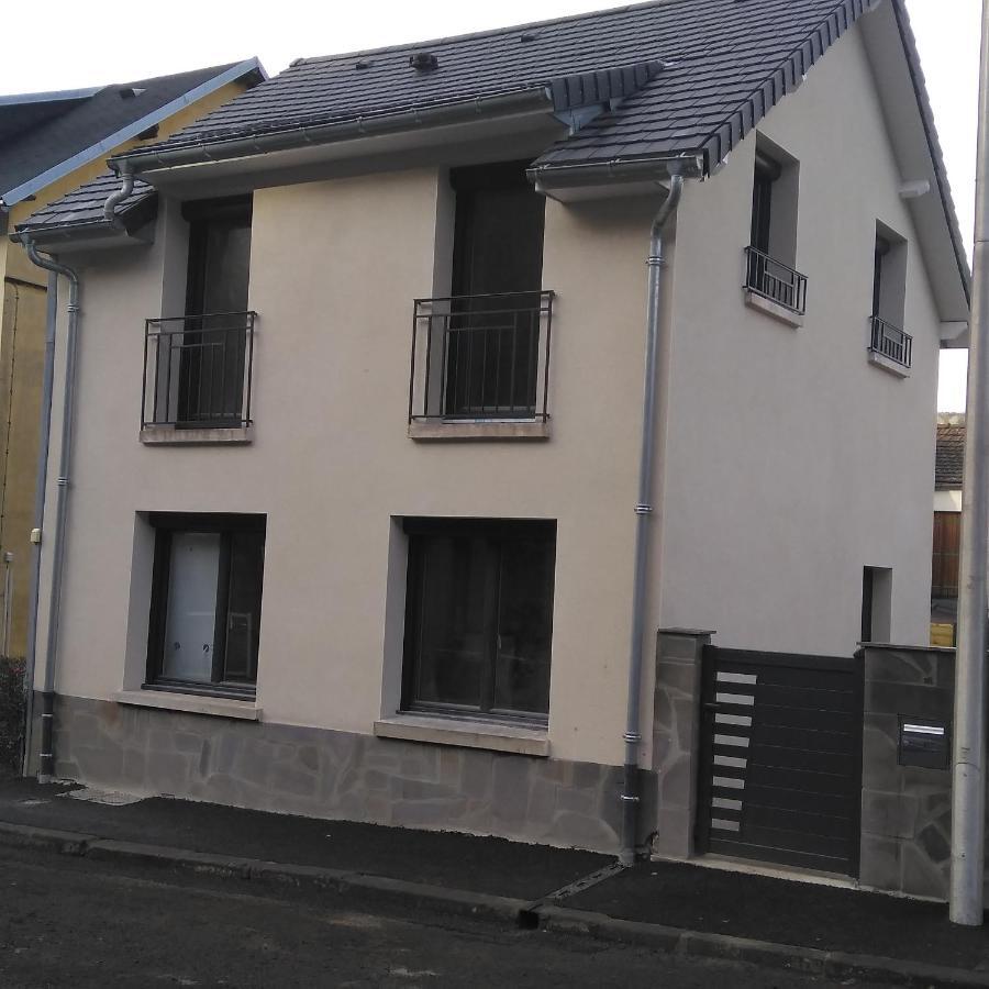 Le Petit Poucet Villa La Bourboule Exteriör bild
